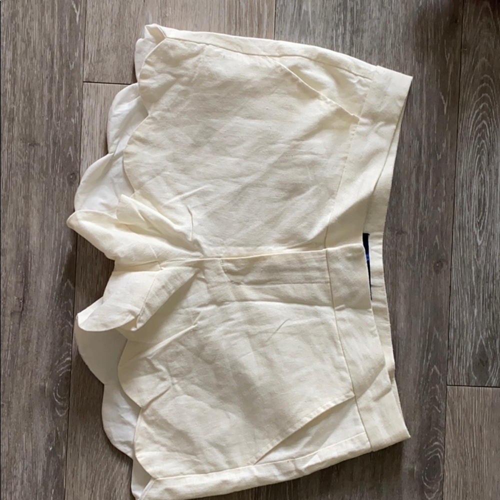 Cream Scalloped Linen Shorts